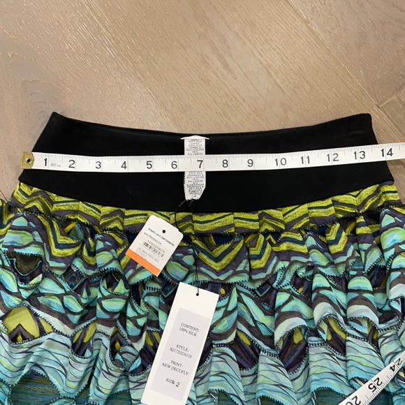 Diane von Furstenburg Gunita Printed Silk Skirt - Picture 3 of 6